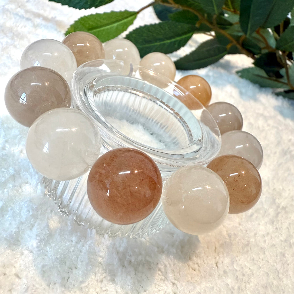 Rabbit Hair Quartz with Cat’s Eye Effect Crystal Bracelet, 16.5-17mm