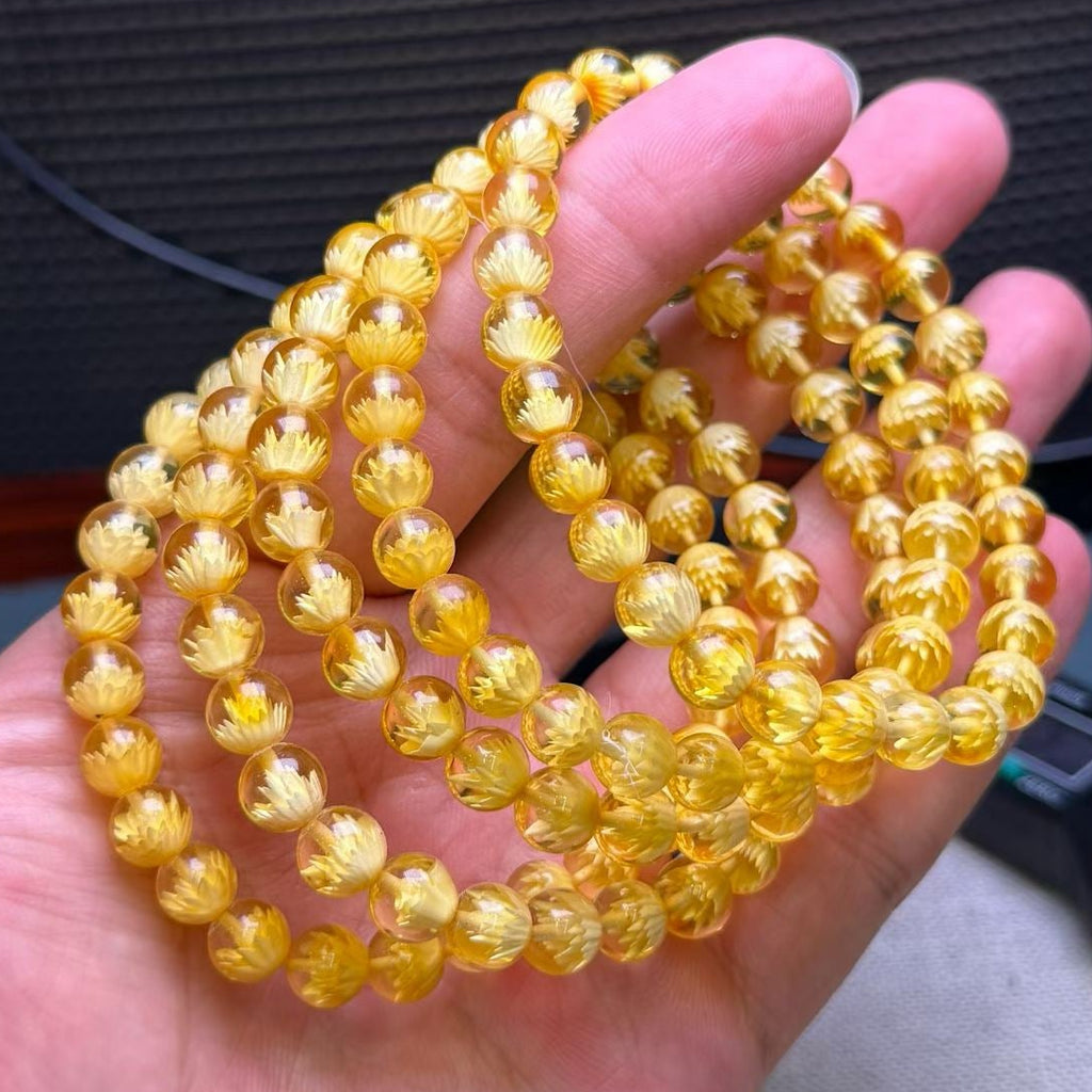 Natural Beeswax Amber Lotus Carved Bracelet – 7mm+