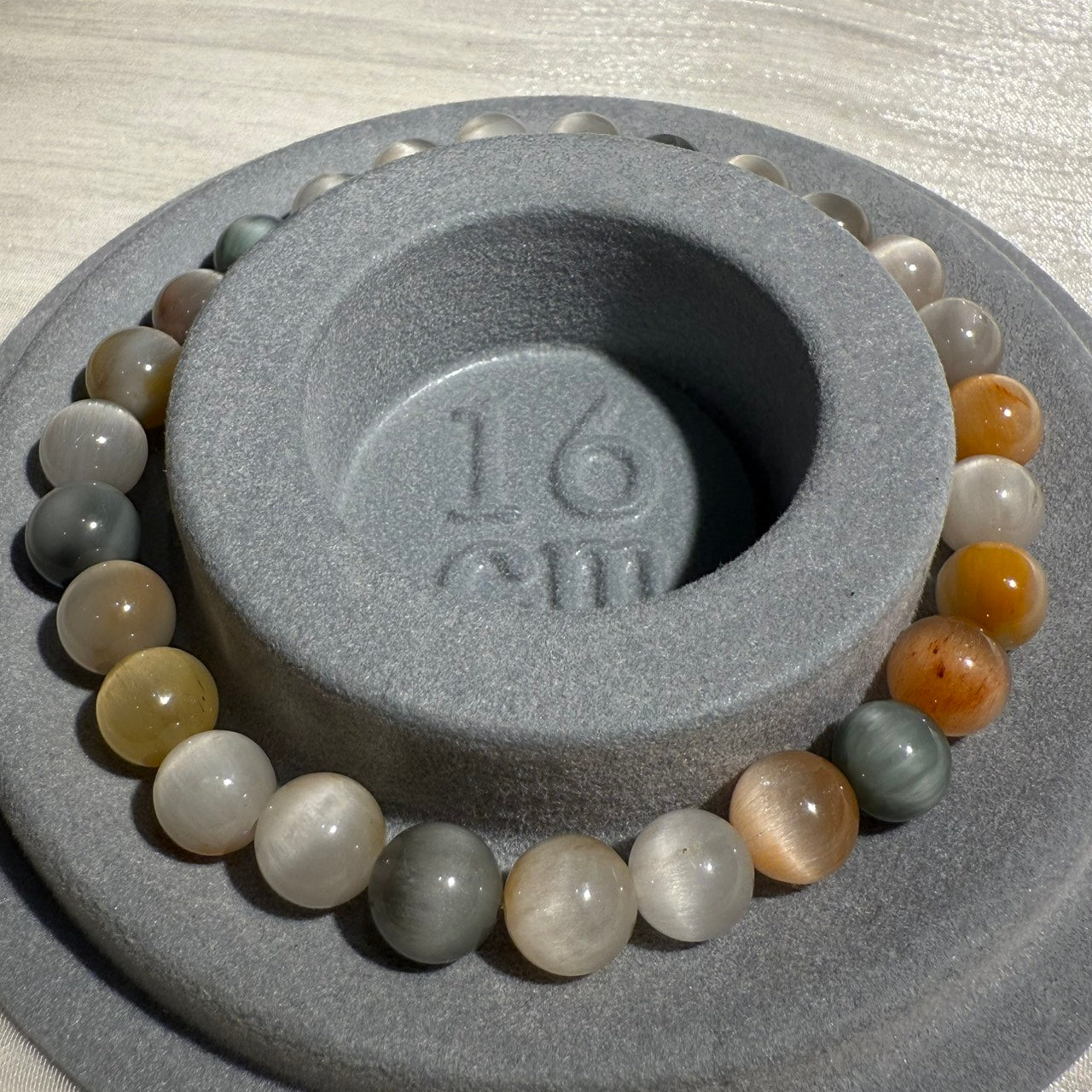 Candy Rabbit Hair Quarts 16cm Bracelet with Cat Eye Effect, 7mm