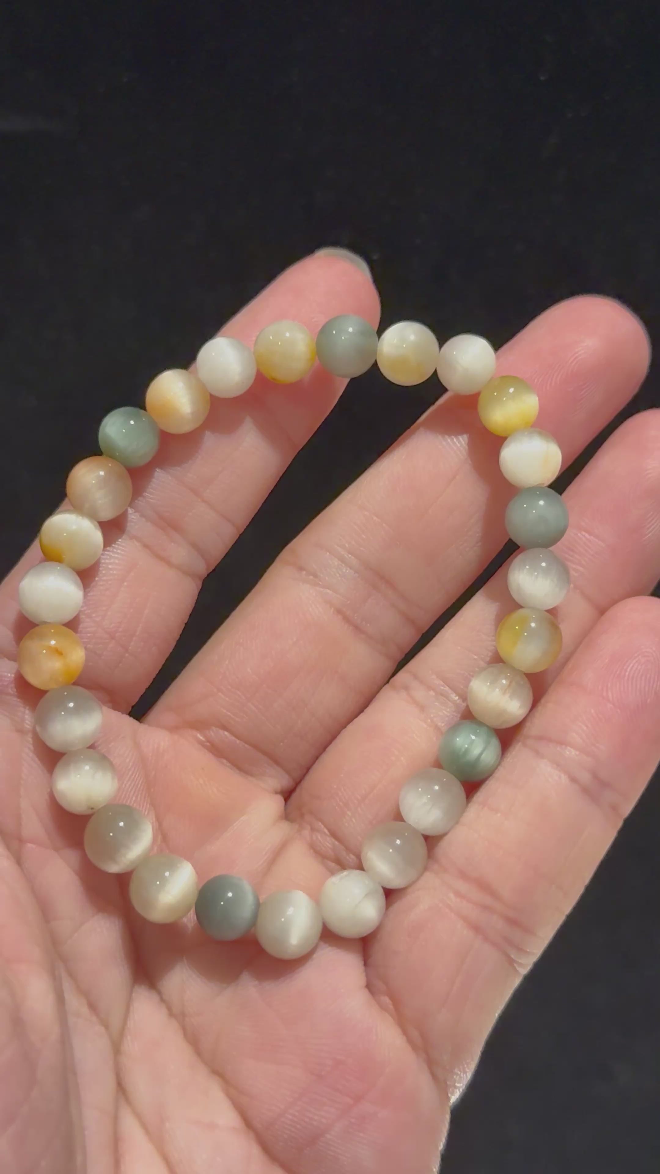 Candy Rabbit Hair Quartz 16cm Bracelet with Cat Eye Effect, 7mm